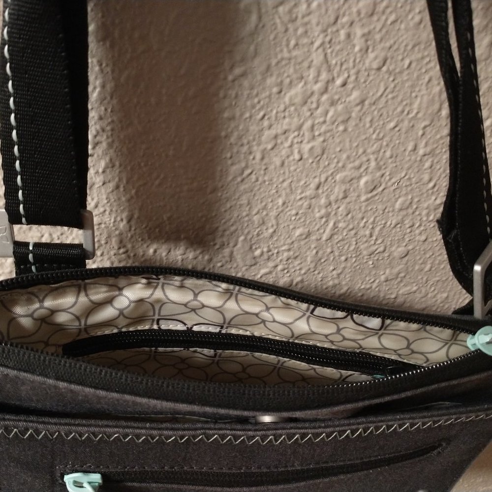 Sherpani Crossbody Travel Bag